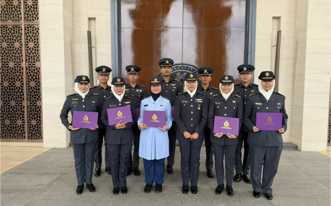 10 RBAirF OFFICERS COMPLETE JUNIOR OFFICERS DEVELOPMENT COURSE