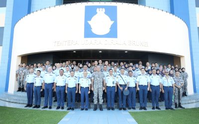 FAREWELL VISIT OF COMMANDER RBAirF