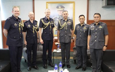 RBAirF COMMANDER RECEIVES COURTESY CALL FROM DEPUTY CHIEF OF AIR FORCE, ROYAL AUSTRALIAN AIR FORCE