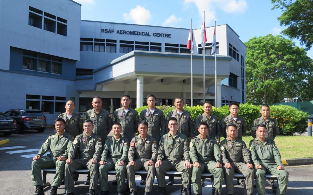 FIFTEEN RBAirF PERSONNEL ATTENDS AVIATION PHYSIOLOGY TRAINING (APT) IN THE REPUBLIC OF SINGAPORE
