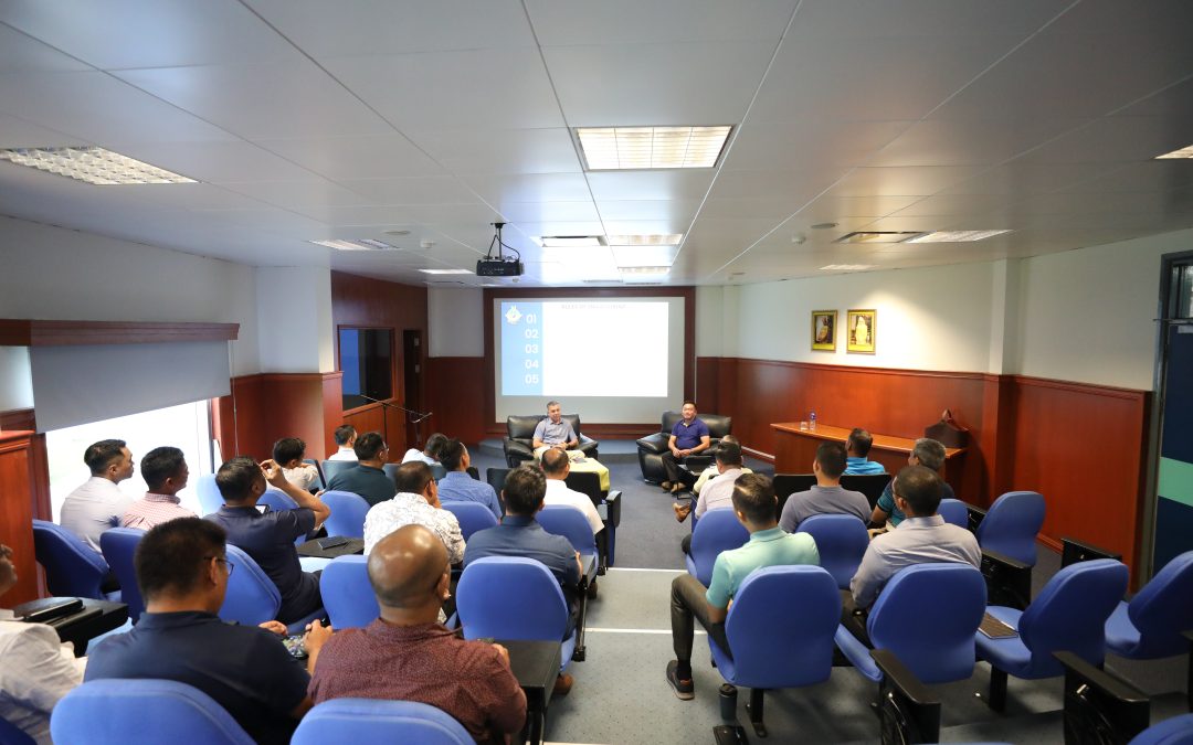 RBAirF SENIOR OFFICERS ATTEND ‘FIRESIDE CHAT’ SESSION WITH RBAirF COMMANDER