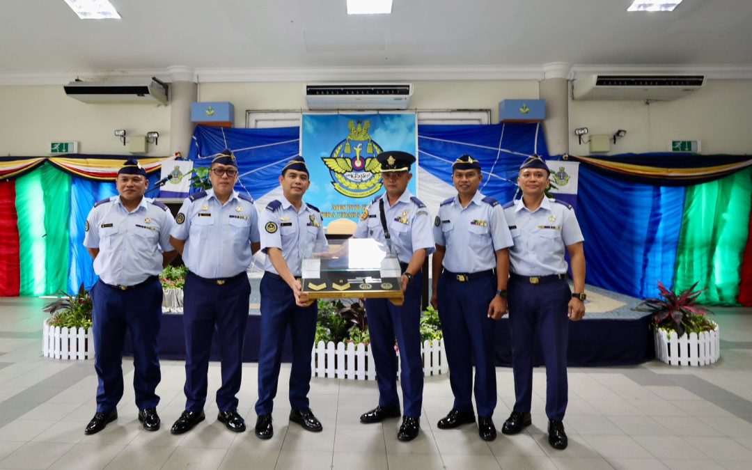 THE HANDOVER TAKEOVER CEREMONY OF THE RBAirF SNCOs MESS COMMITTEE