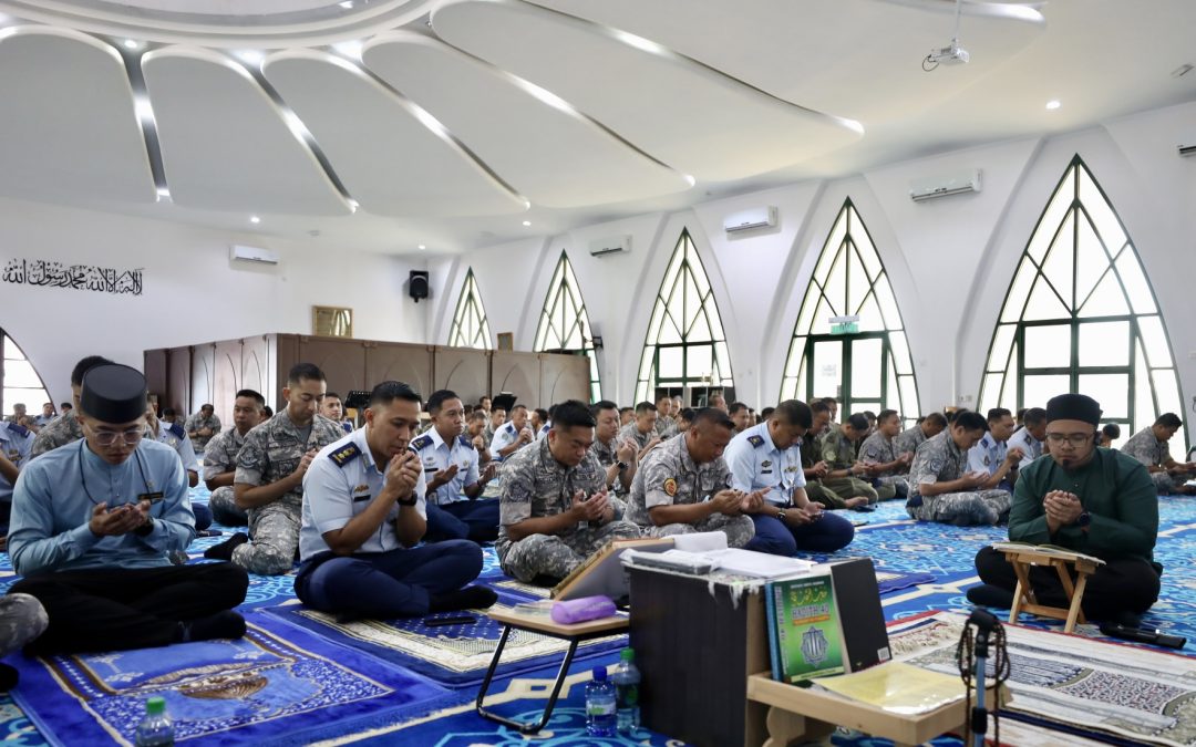 RBAirF HELD A DOA KESYUKURAN FOR THE SAFE ARRIVAL OF CREW AND C295MW AIRCRAFT.