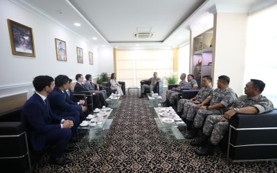 RBAirF COMMANDER RECEIVES COURTESY CALL FROM AIRBUS DEFENCE AND SPACE S.A.U.