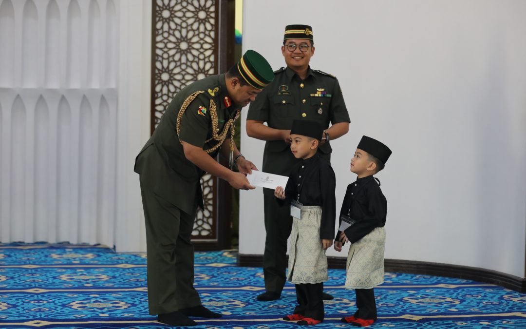 17 ORPHANS FROM RBAirF RECEIVED DONATIONS DURING SENTUHAN KASIH RAMADHAN CEREMONY