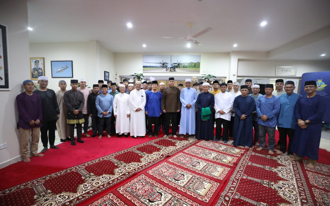 IFTAR WITH FORMER ROYAL BRUNEI AIR FORCE COMMANDERS