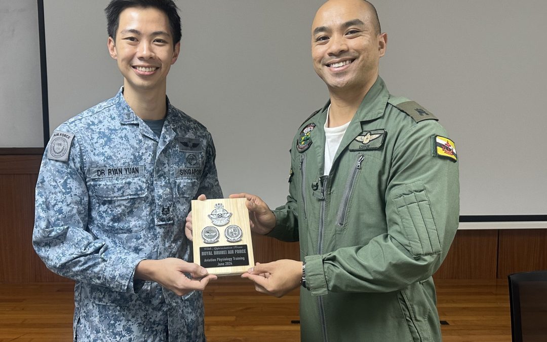 RBAirF AIRCREW ATTENDS AVIATION PHYSIOLOGY TRAINING (APT) COURSE AT REPUBLIC OF SINGAPORE