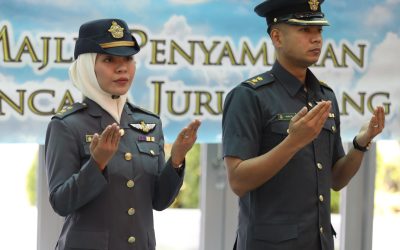 PILOT WING PRESENTATION CEREMONY FOR TWO RBAirF OFFICERS