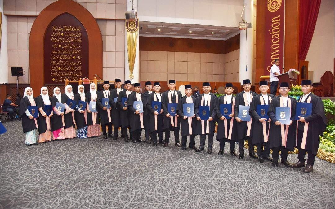 RBAirF OFFICERS GRADUATE AT 36TH UBD CONVOCATION