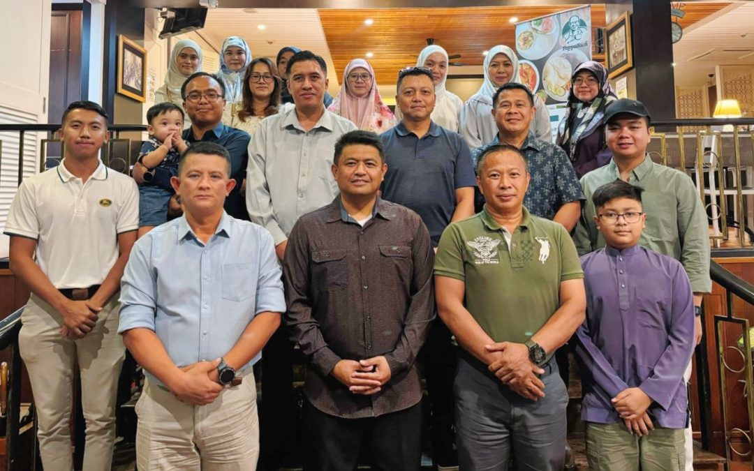 FAREWELL DINNER FOR REGIMENTAL SERGEANT MAJOR, SUPPORT GROUP, RBAirF
