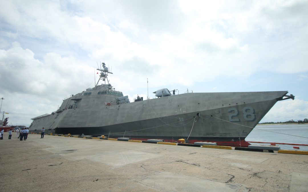 RBAirF OFFICERS AND PERSONNEL VISITED USS SAVANNAH OF THE UNITED STATES NAVY