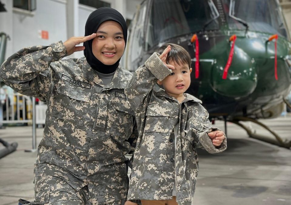 MELISSA’S PLAYHOUSE SPENDING A DAY WITH THE ROYAL BRUNEI AIR FORCE