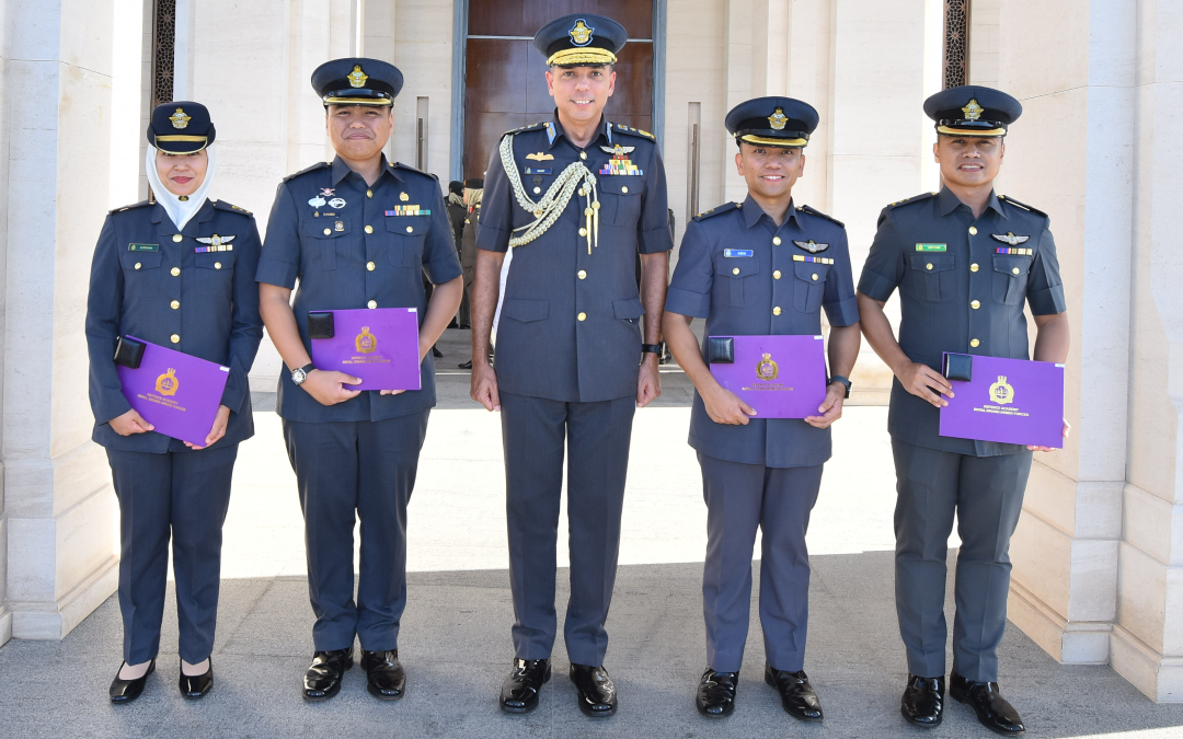 04 RBAirF OFFICERS GRADUATED FROM THE 14TH COMMAND AND STAFF COLLEGE