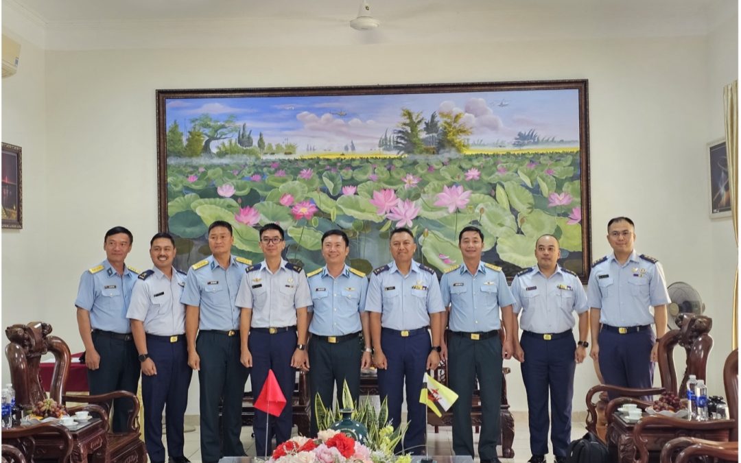 SUBJECT MATTER EXPERT EXCHANGE BETWEEN ROYAL BRUNEI AIR FORCE AND VIETNAM AIR DEFENCE-AIR FORCE UNDER ‘COOPERATION PLAN OF 2025: FLIGHT SAFETY AND AIR RESCUE AND RELIEF’ HELD IN THE SOCIALIST REPUBLIC OF VIETNAM