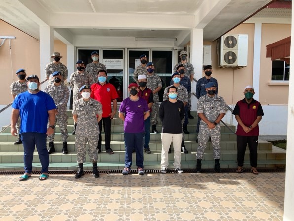 RBAirF CONTINUES CLEANING CAMPAIGN AT MOSQUE IN CONJUCTION WITH RBAF DIAMOND JUBILEE
