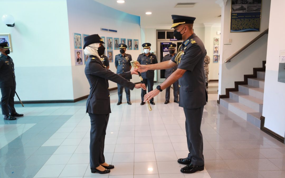 SWORD PRESENTATION CEREMONY FOR THE RBAirF NEWLY COMMISSIONED OFFICERS FROM INTAKE 20