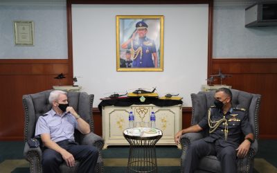 RBAirF COMMANDER RECEIVES OFFICE CALL FROM UNITED KINGDOM DEFENCE ADVISOR