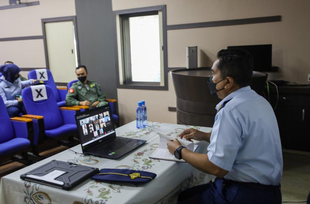 COMMANDER OPERATIONS GROUP WORKING VISIT TO NO. 1 WING