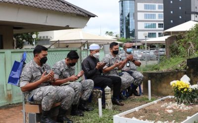 RBAirF HEADQUARTERS HELD CLEANING CAMPAIGN AT KIANGGEH MUSLIM CEMETERY IN CONJUNCTION WITH THE OUTREACH RAMADHAN PROGRAMME