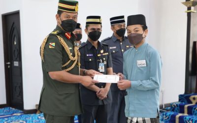 15 ORPHANS FROM RBAirF RECEIVED DONATIONS DURING SENTUHAN KASIH RAMADHAN CEREMONY