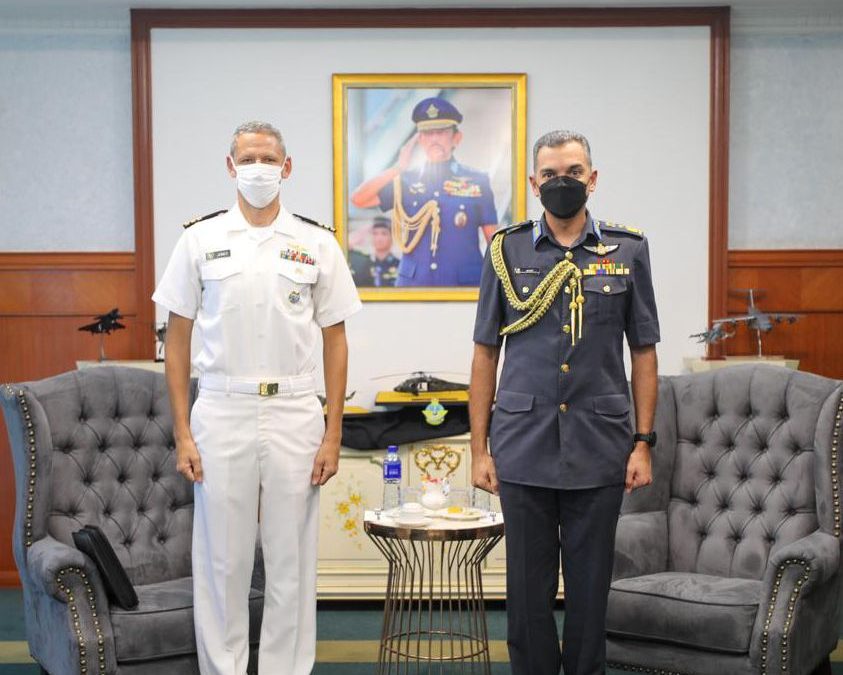 RBAirF COMMANDER RECEIVED A FAREWELL COURTESY CALL FROM CHIEF, OFFICE OF DEFENCE COOPERATION UNITED STATES EMBASSY TO BRUNEI DARUSSALAM