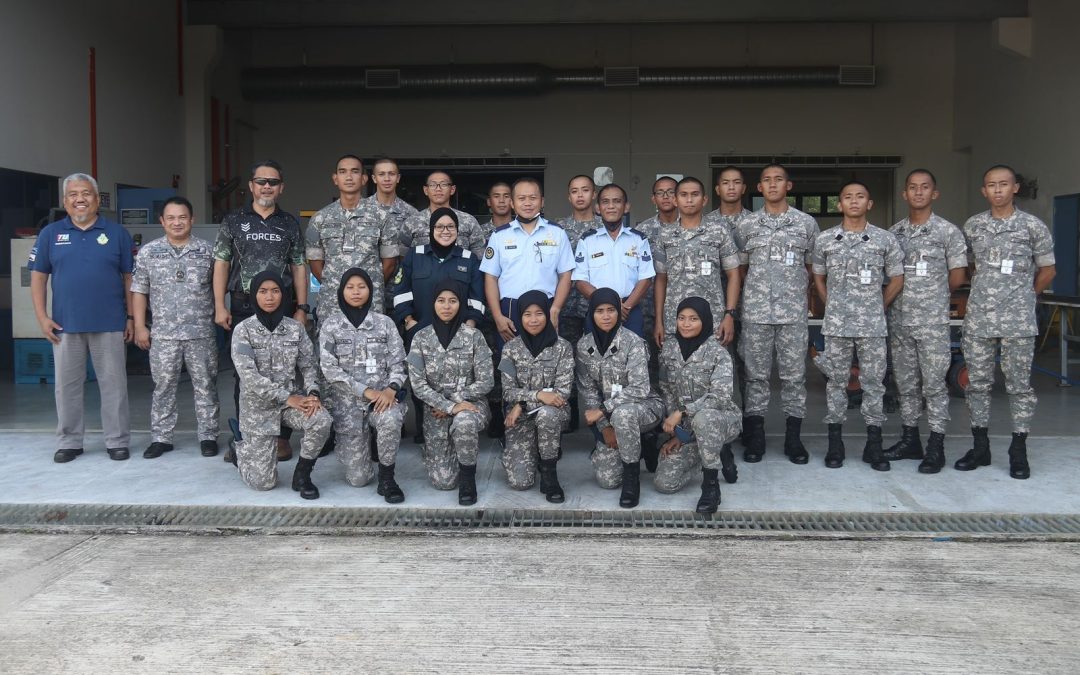 AIR FORCE OFFICER CADETS FROM OFFICER CADET SCHOOL INTAKE 21 CONCLUDE THE SINGLE SPECIAL TO SERVCE TRAINING PROGRAM