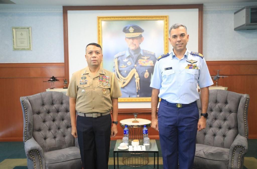 RBAirF COMMANDER RECEIVES OFFICE CALL FROM THE DEFENSE AND ARMED FORCES ATTACHÉ REPUBLIC OF THE PHILIPPINES TO BRUNEI DARUSSALAM