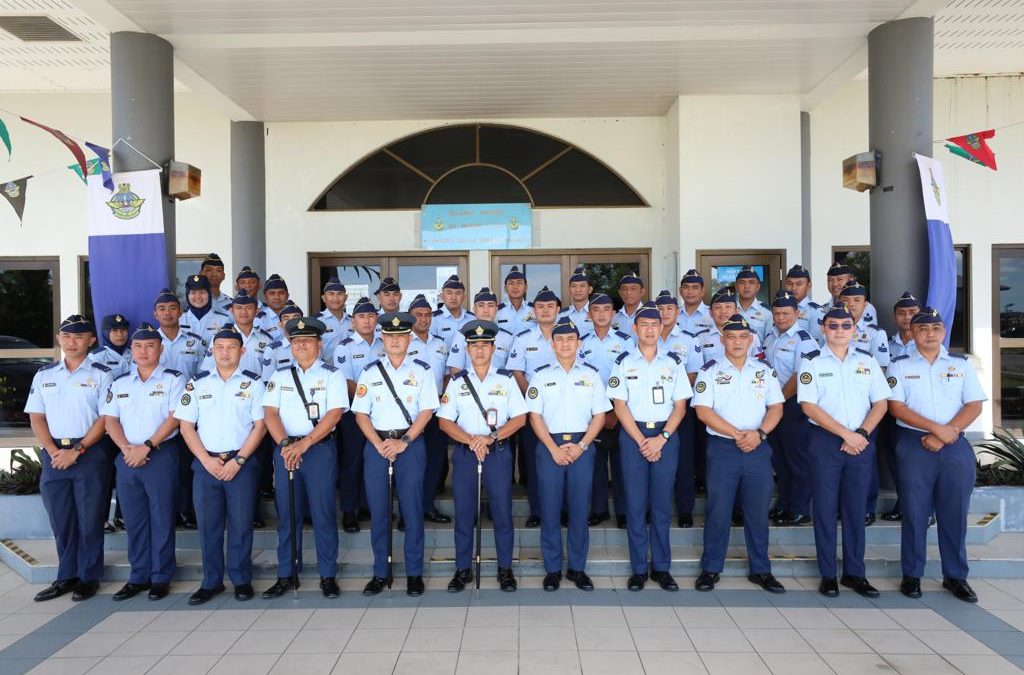 HANDOVER CEREMONY OF THE SENIOR RANKS MESS COMMITTEE OF THE RBAirF