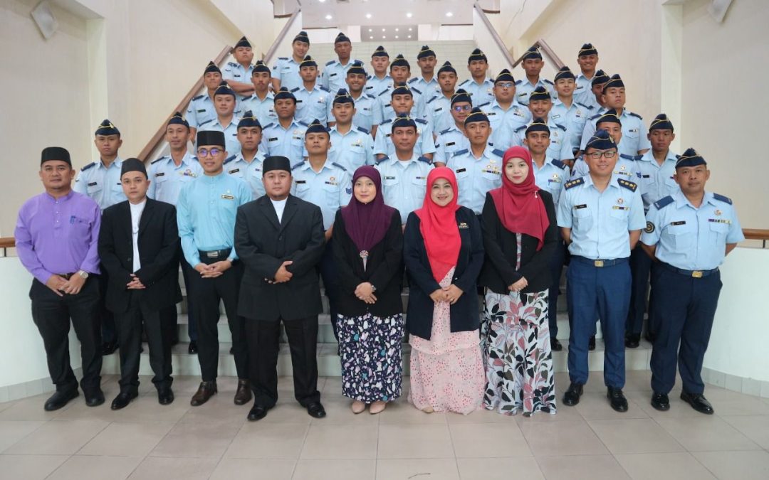 NO. 2 WING VISITS TO SYARIAH COURT