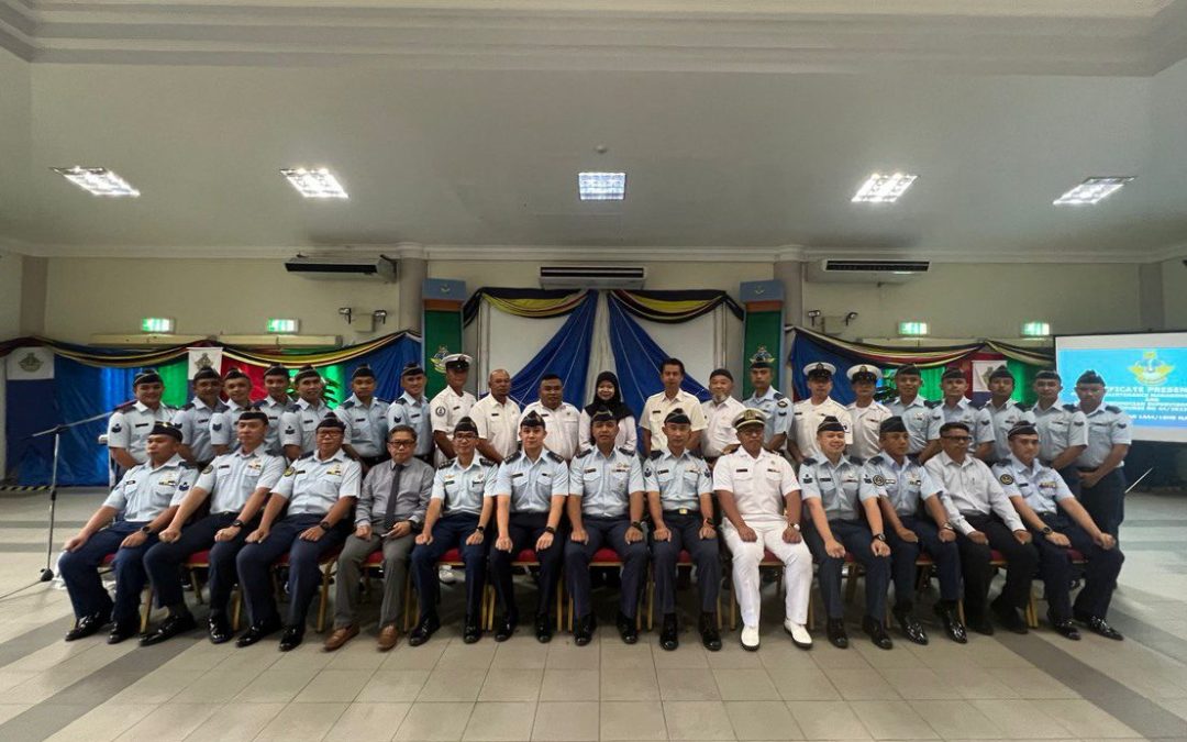 THE CLOSING CEREMONY FOR AIRCRAFT TECHNICIAN SUPERVISORY UPGRADING COURSE NO. 44 AND AVIATION MAINTENANCE MANAGEMENT COURSE NO. 13.