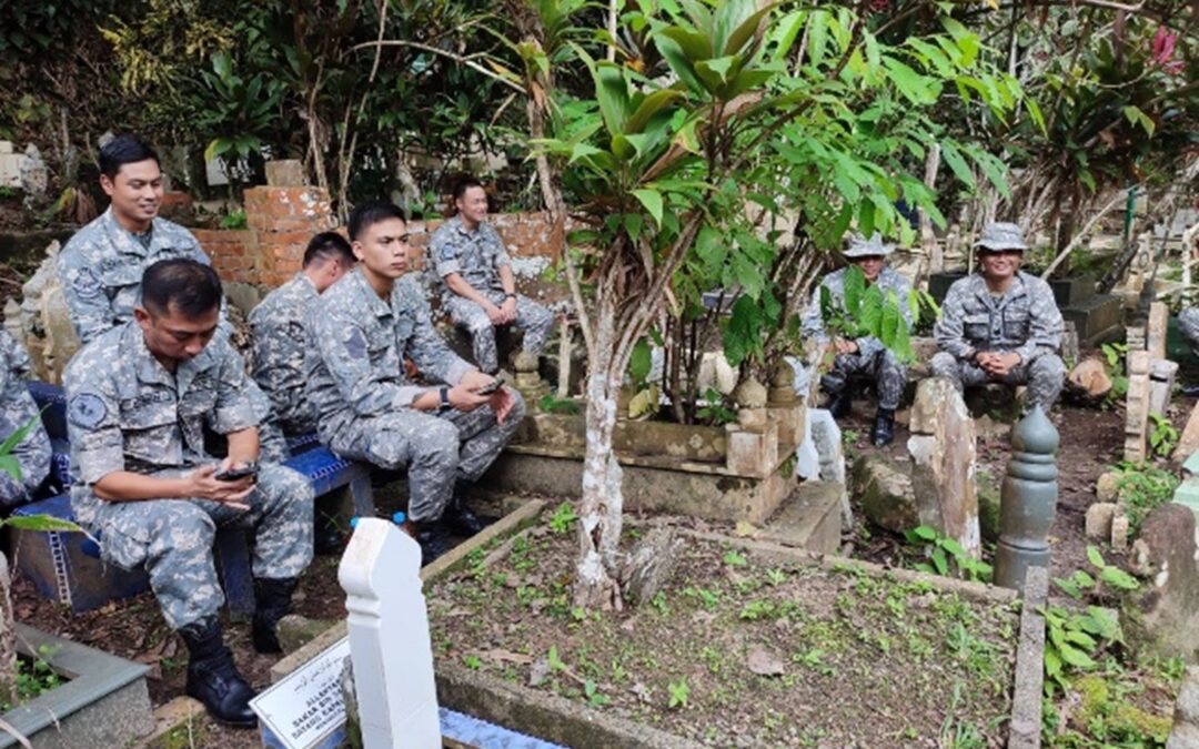 NO. 1 WING HELD CLEANING CAMPAIGN AT KIANGGEH, SUBOK MUSLIM CEMETERY IN CONJUNCTION WITH RBAF 62nd ANNIVERSARY.