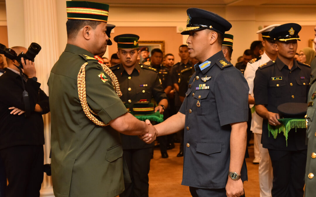 PROMOTION CEREMONY FOR 06 RBAirF SENIOR OFFICERS