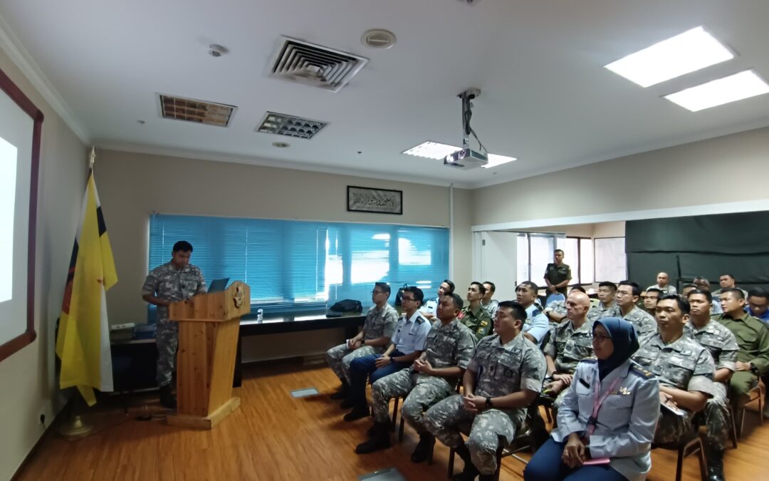 STUDY SESSION AT NO 5 WING BY 539 SQUADRON