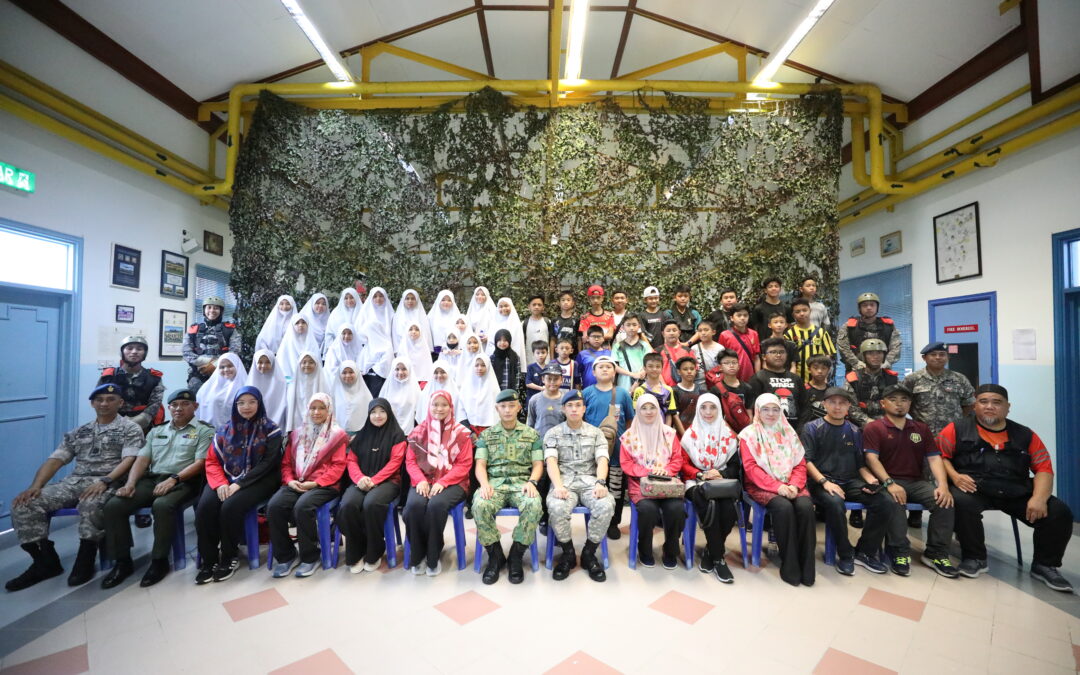 SEKOLAH UGAMA PELAMBAYAN BRUNEI I STUDENTS EDUCATIONAL VISIT TO 31 SQUADRON, RBAirF.