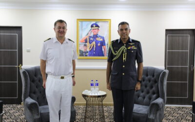 RBAirF COMMANDER RECEIVES OFFICE CALL FROM DEFENCE ADVISER OF UNITED KINGDOM TO BRUNEI DARUSSALAM
