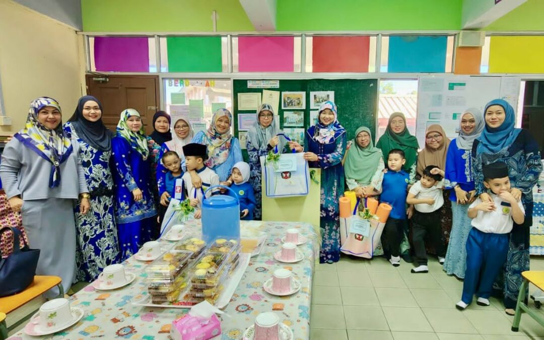 RBAirF BAKTI DELIVERS SCHOOL AID DONATIONS.