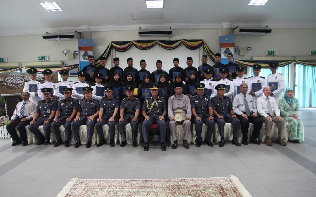 GRADUATION CEREMONY FOR 28 NEWLY GRADUATED AIRCRAFT TECHNICIANS ROYAL BRUNEI AIR FORCE