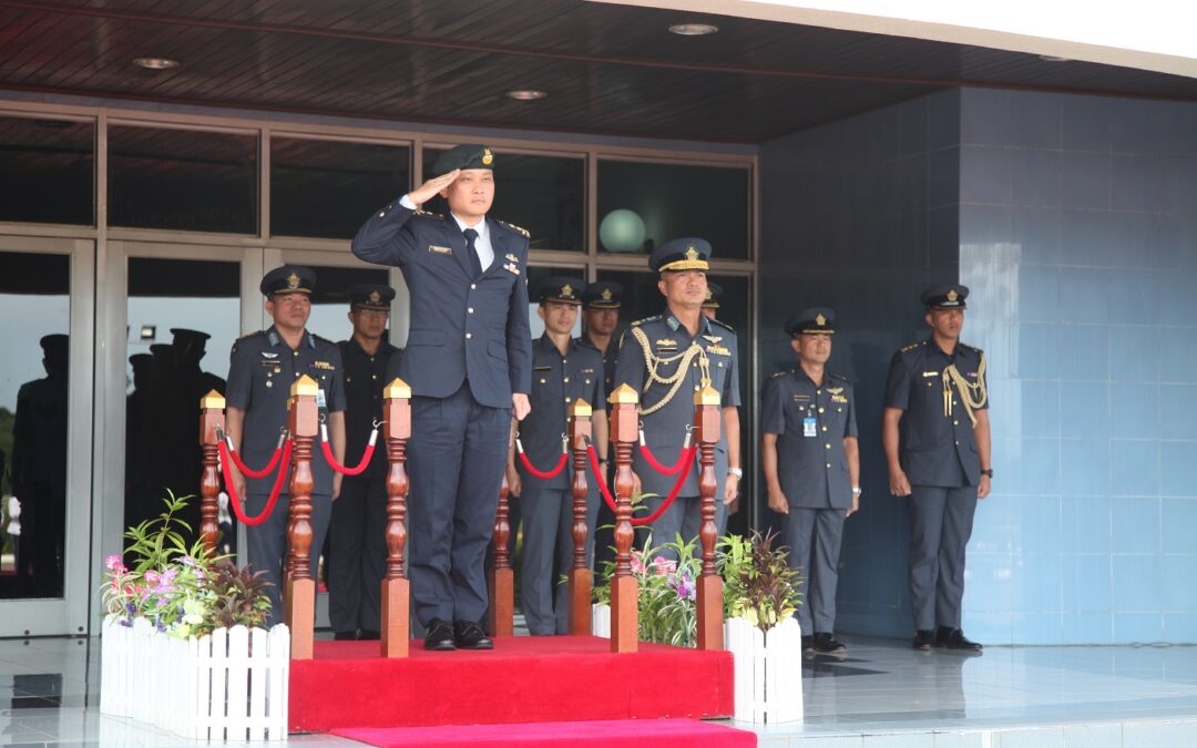 HONORARY PILOT WING AWARDED TO SINGAPORE CHIEF OF AIR FORCE