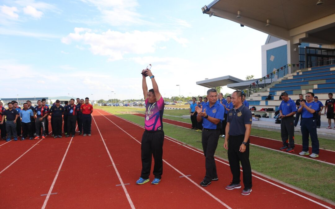PERLAWANAN AKHIR BOLASEPAK PERINGKAT TENTERA UDARA DIRAJA BRUNEI 2016 SEMPENA HUT TUDB KE 50 TAHUN