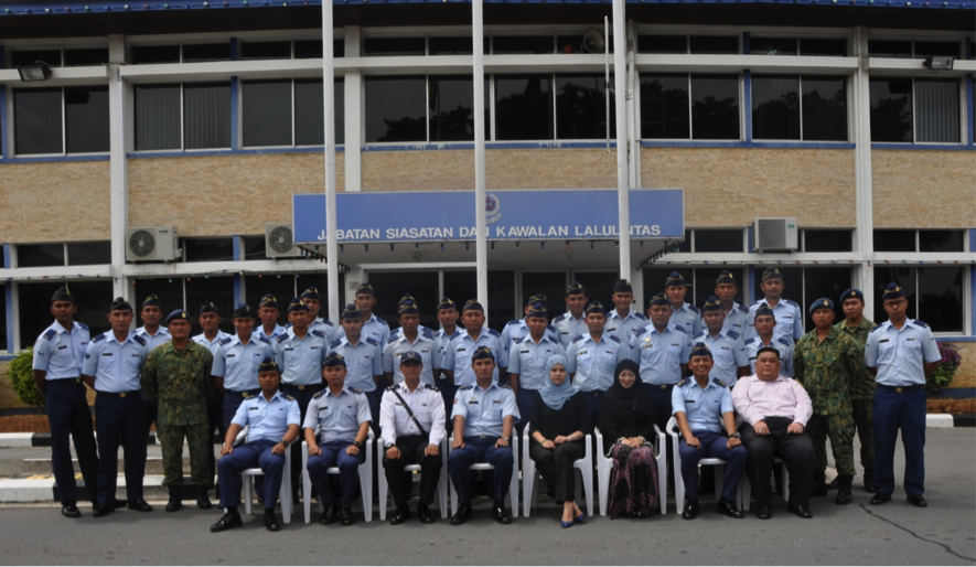 LAWATAN SAMBIL BELAJAR ANGGOTA CAWANGAN NO.2 TUDB KE JABATAN SIASATAN JENAYAH DAN JABATAN SIASATAN DAN KAWALAN LALULINTAS POLIS DIRAJA BRUNEI