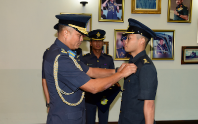 4 ROYAL BRUNEI AIR FORCE OFFICERS RECEIVED THEIR WINGS