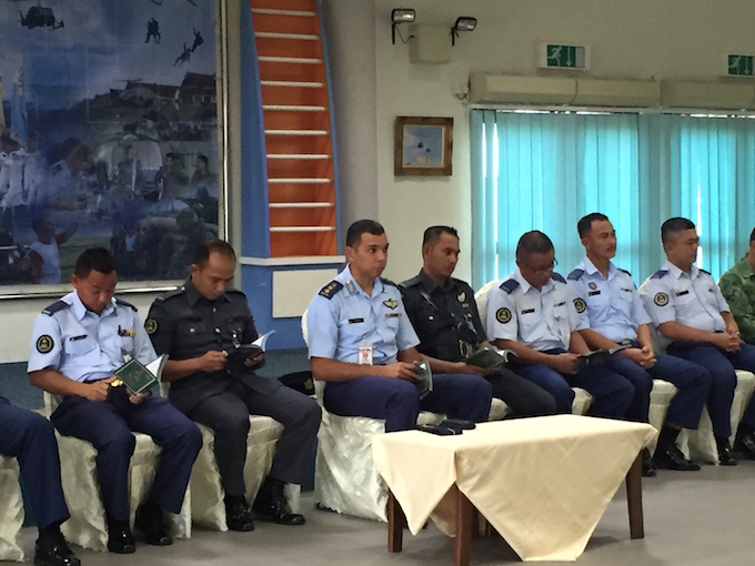 MAJLIS PENYAMPAIAN KUPON MINUMAN SEMPENA HARI RAYA AIDILFITRI BAGI PTB-PTB KANAN TUDB TAHUN 2016