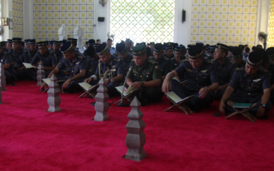 MAJLIS MEMBACA SURAH YASSIN DAN TAHLIL DI KUBAH MAKAM DIRAJA SEMPENA SAMBUTAN JUBLI EMAS ULANG TAHUN TENTERA UDARA DIRAJA BRUNEI KE 50 TAHUN