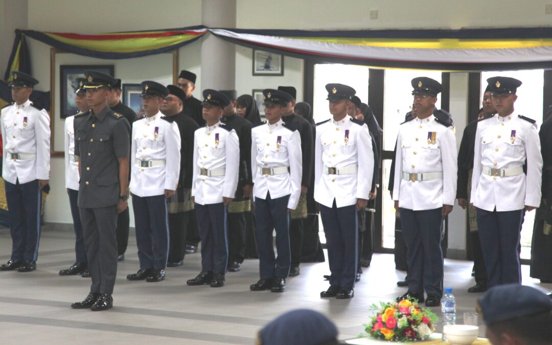 GRADUATION CEREMONY FOR 24 NEWLY GRADUATED AIRCRAFT TECHNICIANS
