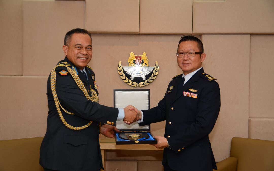 COMMANDER OF THE ROYAL BRUNEI AIRFORCE MAKES A FAREWELL VISIT TO THE REPUBLIC SINGAPORE AIR FORCE