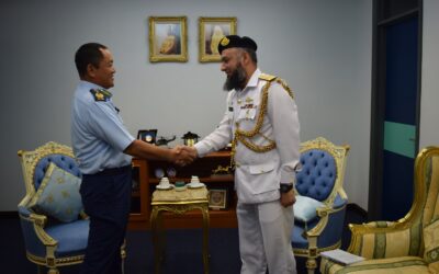 COMMANDER ROYAL BRUNEI AIR FORCE RECEIVES A INTRODUCTORY CALL FROM PAKISTAN DEFENCE ADVISER TO BRUNEI DARUSSALAM