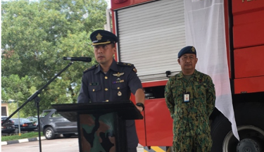 THANKSGIVING CEREMONY TO THE PROMOTED FIREMEN AND A SOUVENIRGIFT PRESENTATION TO THE RETIRED AND NEWLY POSTED FIRE SERVICE FLIGHT FIREMEN.