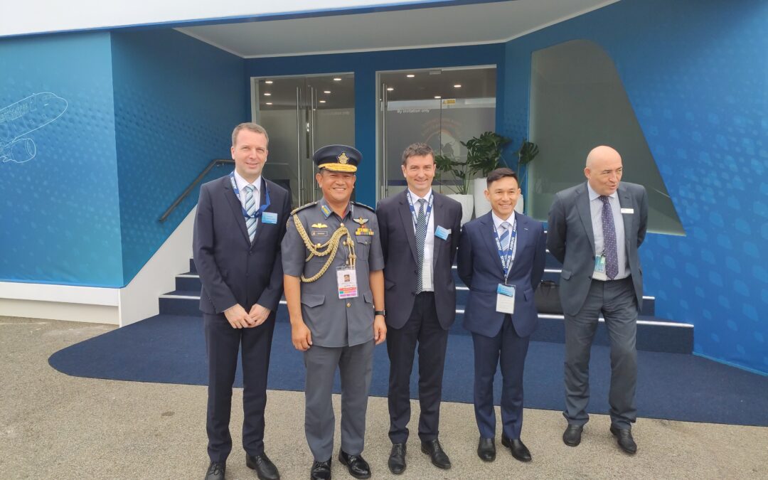 RBAIRF COMMANDER ATTENDS THE SINGAPORE AIR SHOW 2020