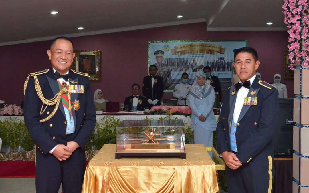 MESS DINNER NIGHT IN COMMEMORATING THE SERVICE OF THE FORMER COMMANDER OF THE RBAIRF