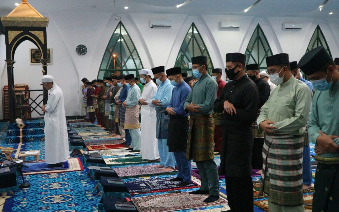 RBAIRF CONDUCTS RECITATION OF SURAH YAASIN AND TAHLIL FOR AL-MARHUM HIS ROYAL HIGHNESS PRINCE HAJI ‘ABDUL ‘AZIM IBNI HIS MAJESTY SULTAN HAJI HASSANAL BOLKIAH MU’IZZADDIN WADDAULAH